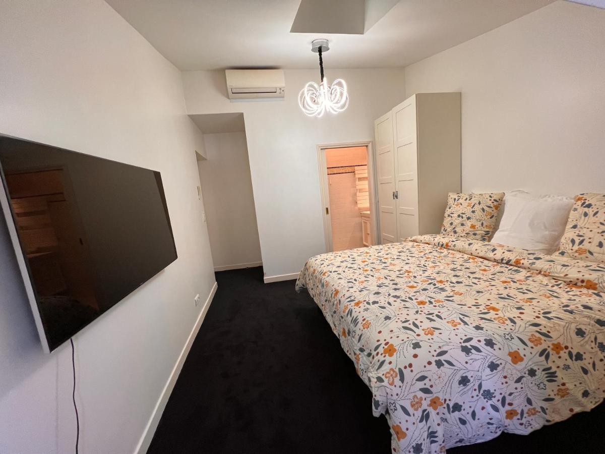 Appartement Champs-Elysees - Hala Paris Luaran gambar