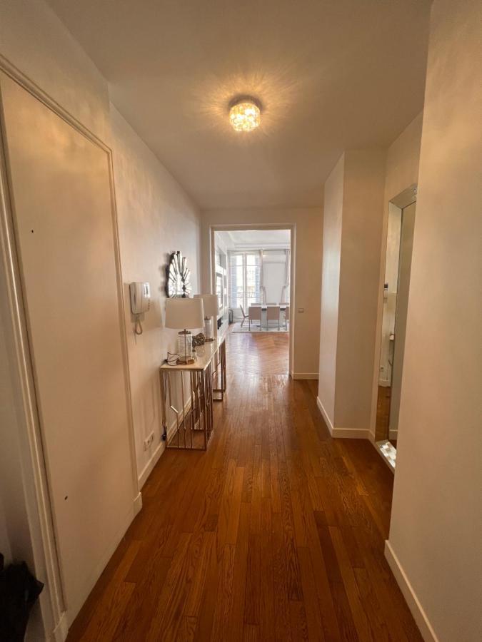 Appartement Champs-Elysees - Hala Paris Luaran gambar