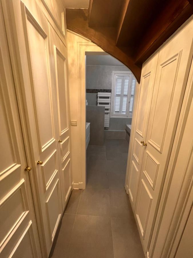 Appartement Champs-Elysees - Hala Paris Luaran gambar